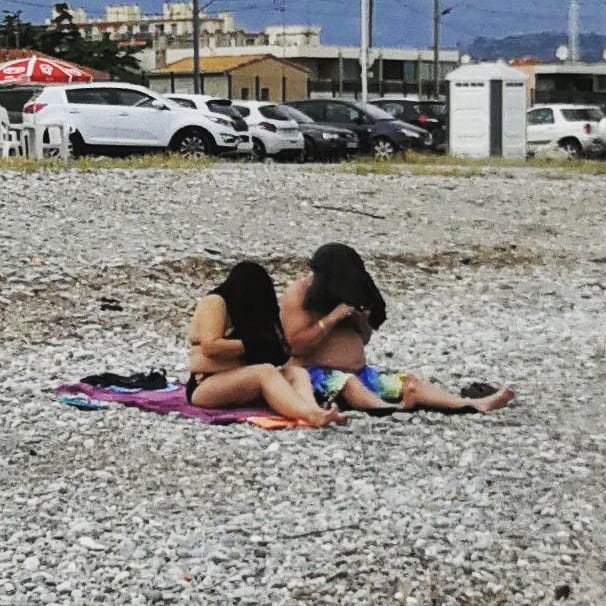 Nuove frontiere dello spippolamento da spiaggia #streetmemo